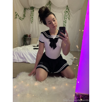 1620x2160_95efcbf88c10ce661bfb8b740a3ad3143987095e069955b6aeb-NAchFitz.jpg
