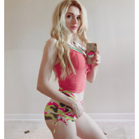Amouranth-1001563969784614913-20180529_164033-img1-JX3hgk4E-1hYQfz31-V68fW0Yo.jpg