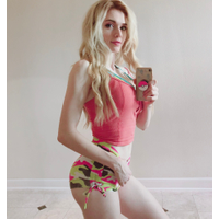 Amouranth-1001563969784614913-20180529_164033-img1-JX3hgk4E-g6V4Khki-DV2RqsSf.png