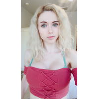 Amouranth-1013937411028602880-20180702_200811-img1-AkROsSUx-iKd3xUHq-yZpLpaXy.png