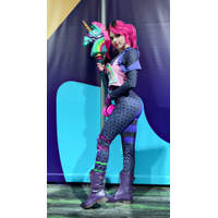 Amouranth-1055936124017827840-20181026_173604-img1-DjESjybc-X5C7R6UY-2xKGOIEd.jpg