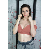 Amouranth-1123010156634177536-20190429_194420-img1-WeBka8SP-zpTei1mn-8JrE3QVe.png