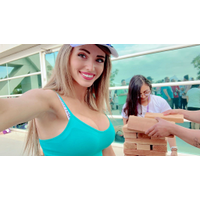 Amouranth-1177718330800558081-20190927_185505-img1-jH0lT5hP-Dt5S6HSZ-9Hej8G8a.jpg