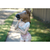 Amouranth-976946200665575426-20180322_181819-img1-cwgAMHIb-jrTqrnhm-dRYheMQj.png