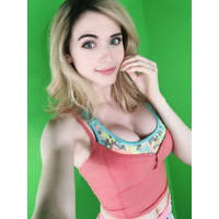 Amouranth-993567503493337088-20180507_150527-img1-TC47CZni-fTnmyBg3-l3CLfpSF.jpg