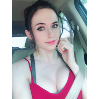 Amouranth-994230842514968577-20180509_110119-img1-vcsvYwKZ-pPe7IL7x-VsgqQOHX.jpg