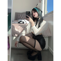 GTs98euWQAA_caY-HGBGDCHY.jpg
