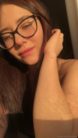 arilaviee_bfa0bc9f8b1173079eee7b85b97034aa-qOwBy6VJ.mp4