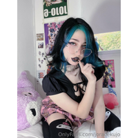 b0b34090-34ac-4c08-bfea-12a192fef7ef-OdWq8JAt.jpg