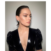 daisy-ridley-young-woman-and-the-sea-london-premiere-2024-05-29-17-xq771ugh.jpg