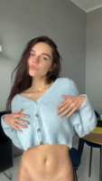 redgifs_yellowwonderfulmegaraptor-pzSGSvil.mp4