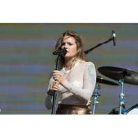 tove-lo-performs-at-british-summer-time-festival-in-london-07-02-2017_21-yTLTNBQM.jpg