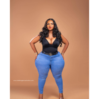 yvonnedelali_model-20240928-0012-BmYIXo02.jpg